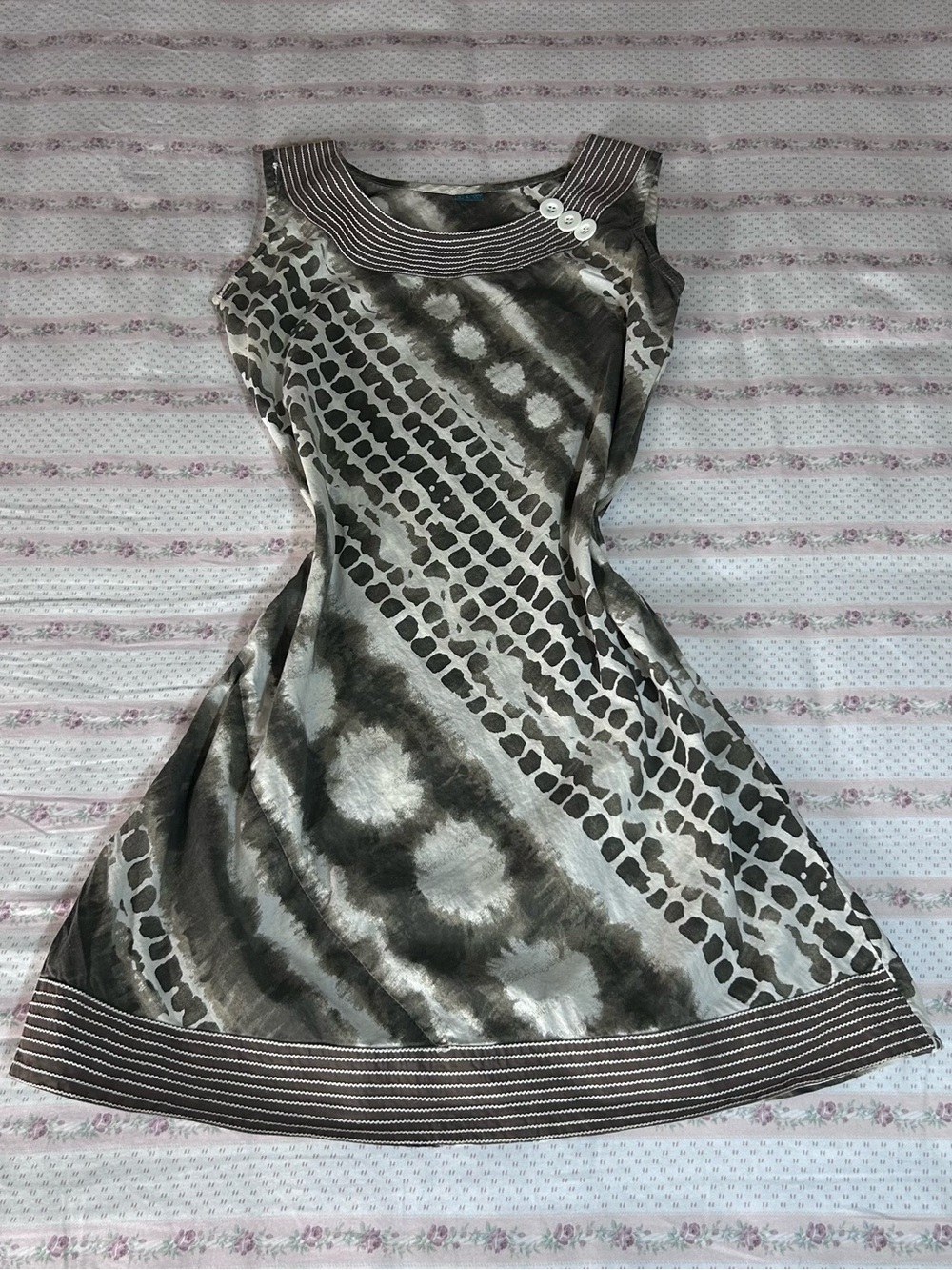 Neutral Patterned Sleeveless Midi Dress with Striped Trim